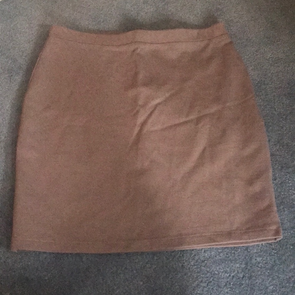 Forever 21 pencil skirt, brand new, size medium